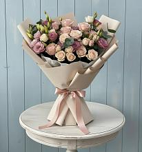 Букет цветов из:  Розы и Лизиантусы #REPLACE_PRED# Данки