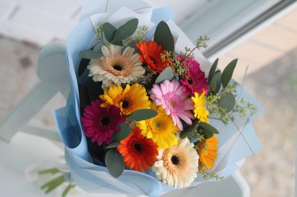 Букет цветов из: Герберы в Данки