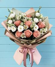 Букет цветов из:  Розы, Альстромерии и Лизиантусы в Данки