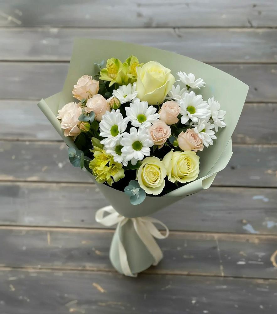 Букет цветов из: Альстромерии, Розы и Хризантемы в Данки