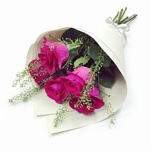 Букет цветов из:  Розы в Данки