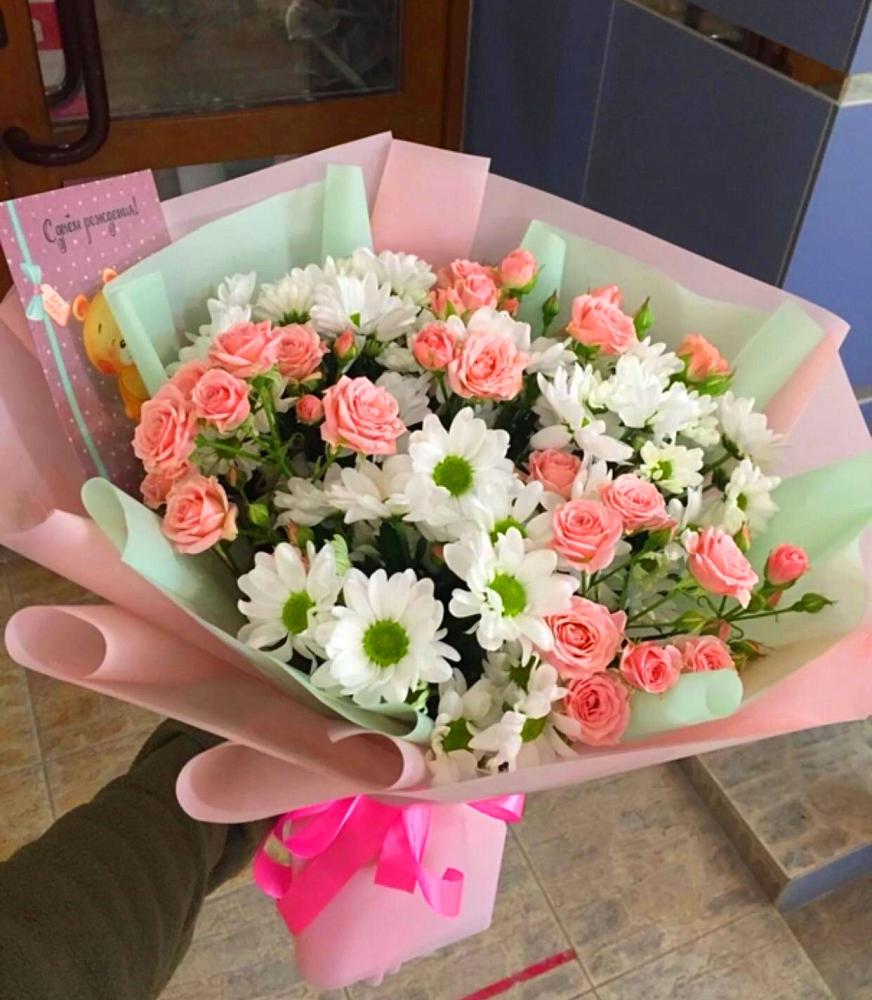 Букет цветов из: Розы и Хризантемы в Данки