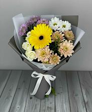 Букет цветов из:  Розы, Герберы и Хризантемы в Данки