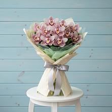 Букет цветов из:  Орхидеи и Розы в Данки
