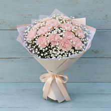 Букет цветов из:  Гвоздики в Данки