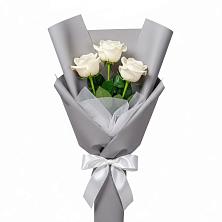 Букет 3 белые розы в Данки
