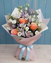 Букет цветов из:  Лизиантусы, Розы, Альстромерии и Гипсофила #REPLACE_PRED# Данки