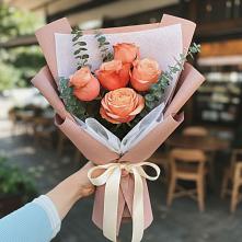 Букет цветов из:  Розы в Данки