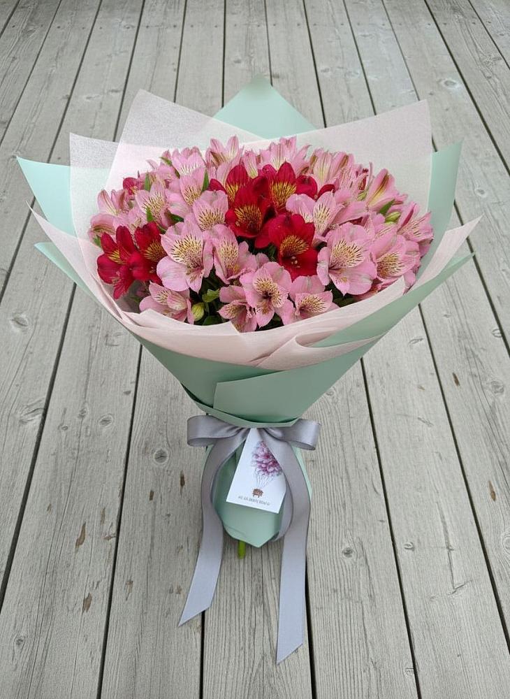 Букет цветов из: Альстромерии в Данки