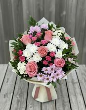 Букет цветов из:  Альстромерии, Гвоздики, Розы и Хризантемы в Данки