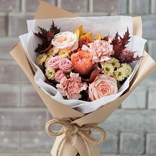 Букет цветов из:  Гвоздики, Хризантемы и Розы в Данки