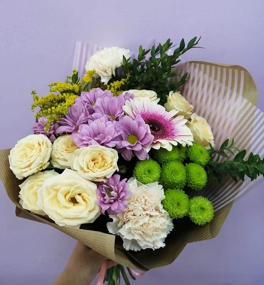 Букет цветов из: Хризантемы, Розы, Гвоздики и Герберы в Данки
