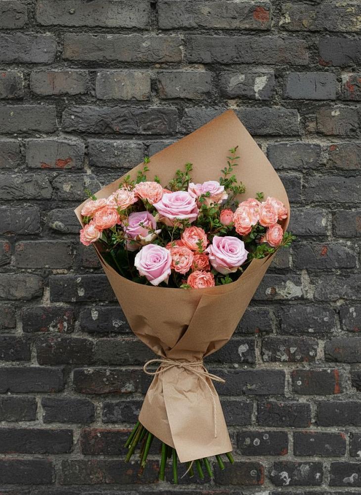 Букет цветов из: Розы в Данки