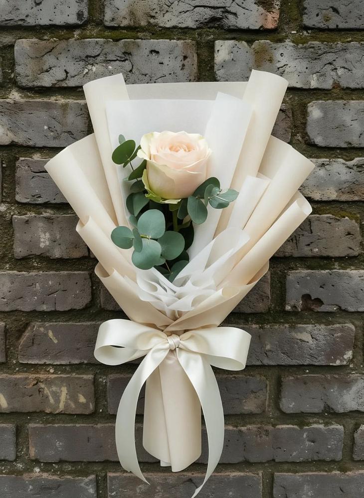 Букет цветов из: Розы в Данки