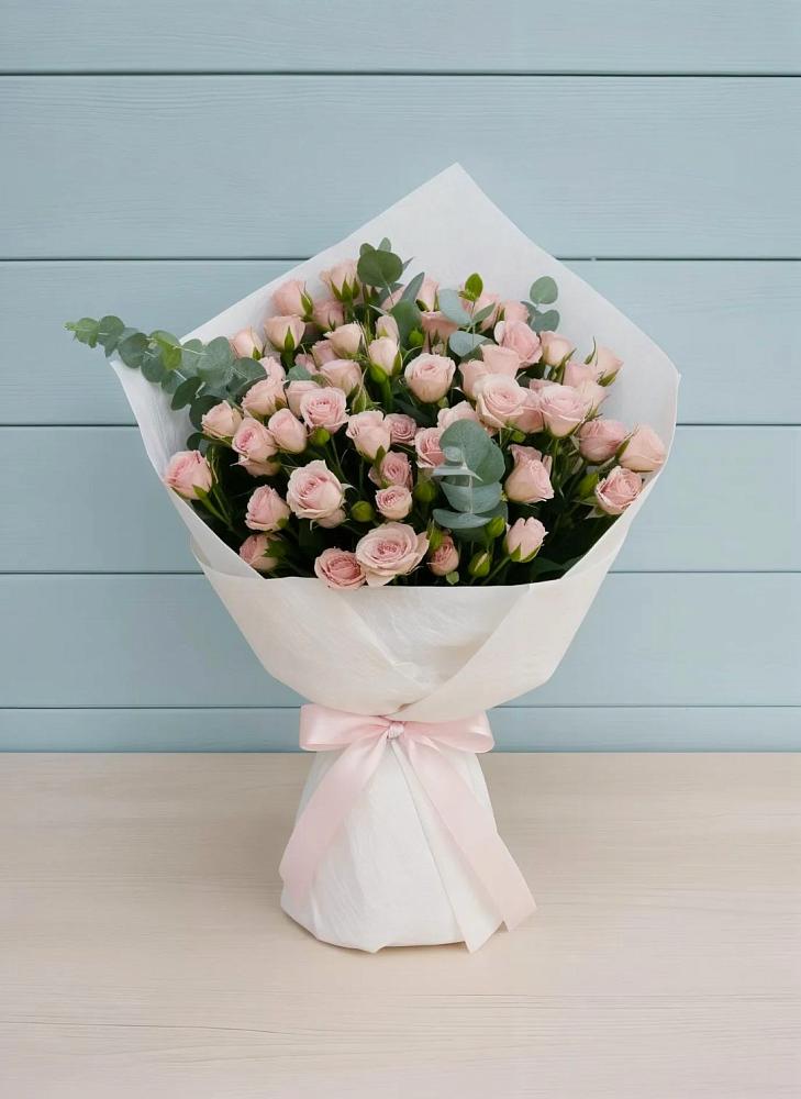 Букет цветов из: Розы в Данки