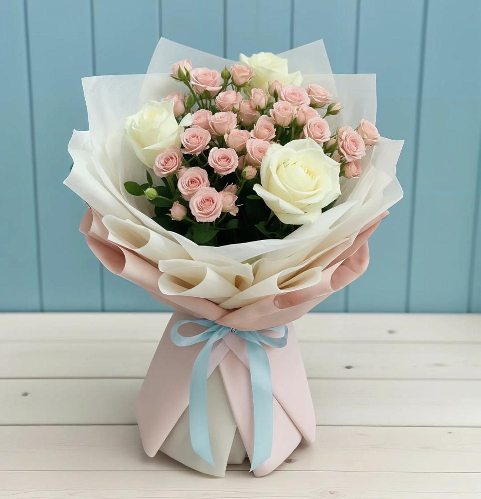 Букет цветов из: Розы в Данки