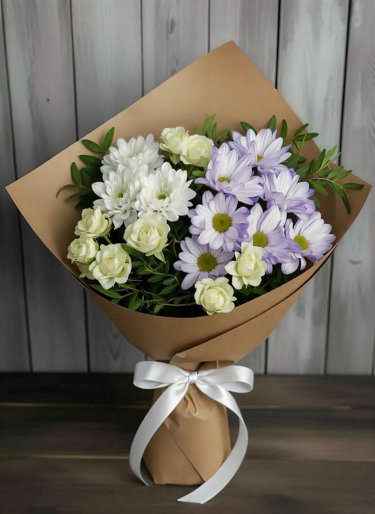 Букет цветов из: Хризантемы и Розы в Данки