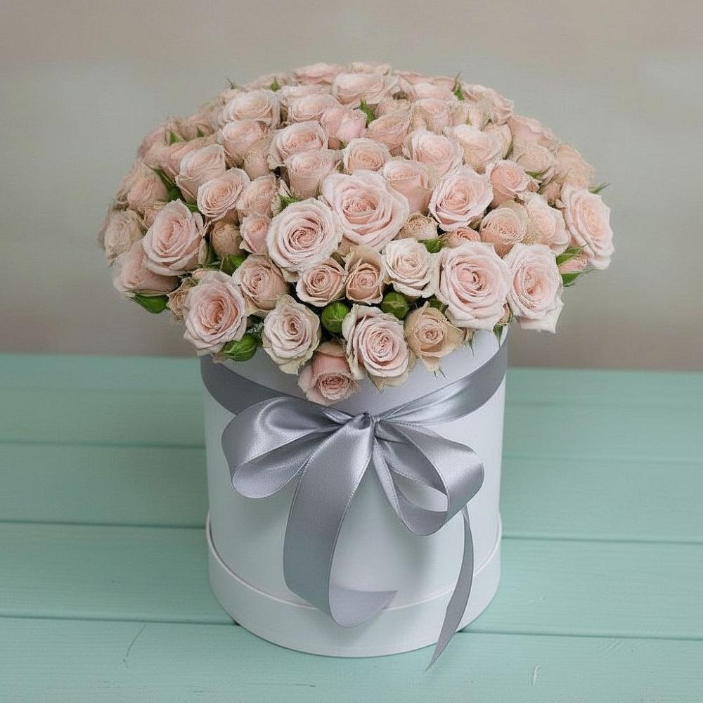 Цветочная композиция из Розы в шляпной коробке в Данки